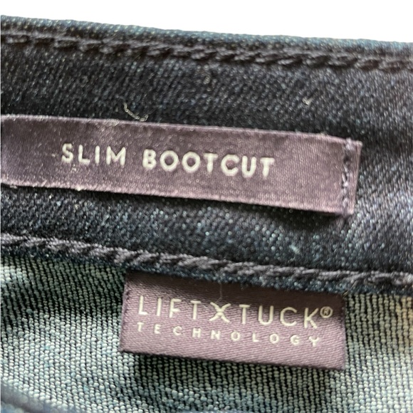 NYDJ LEAF PRINT SLIM BOOTCUT. SIZE 6. - Picture 10 of 11